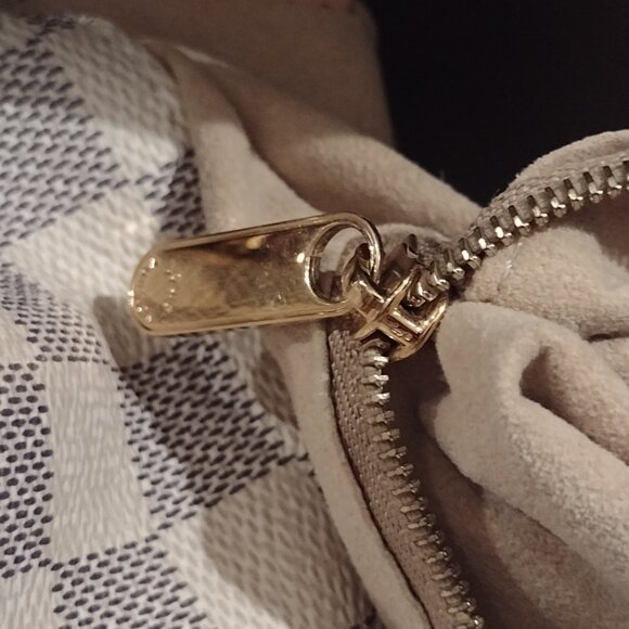 Louis Vuitton Checkered Handbag - Gray and Tan - Picture 3 of 16